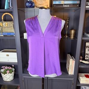 Vince Camuto Sleeveless Satin V-Neck Blouse – Vibrant Purple – Size XS